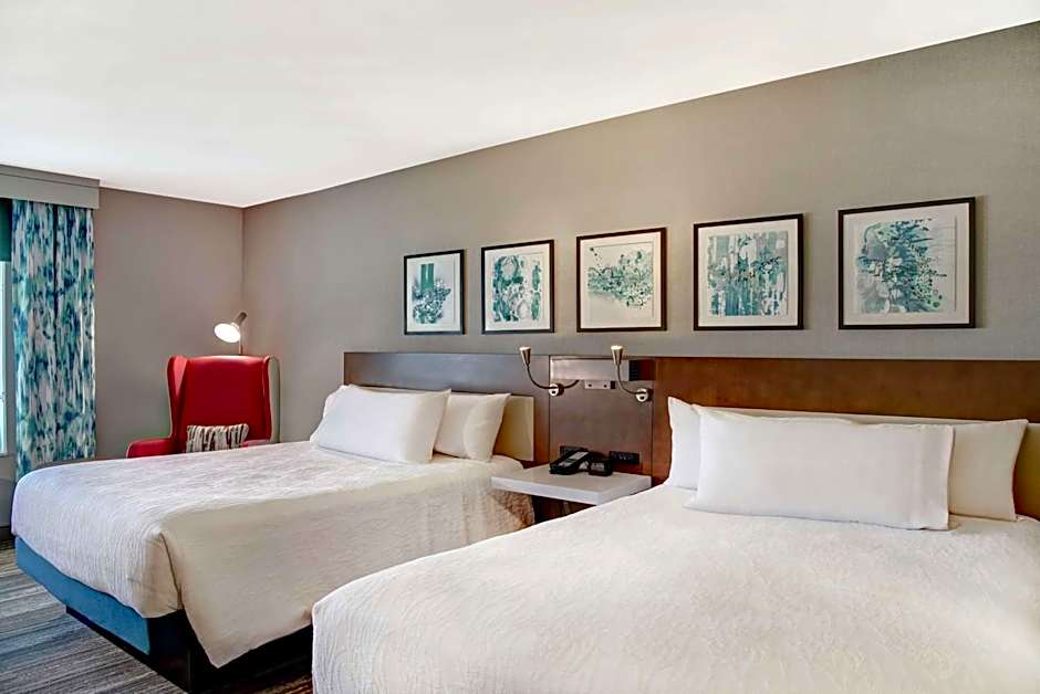 Hilton Garden Inn Kansas City/Kansas