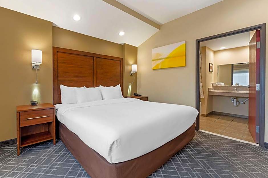 Comfort Suites Monaca