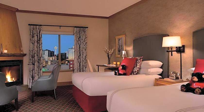 The Edgewater, A Noble House Hotel