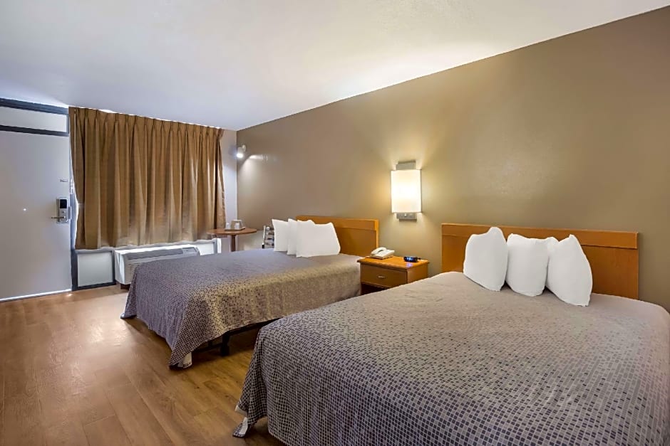 Photo 1 of 2 of 2 Double Beds, Accessible, Nonsmoking