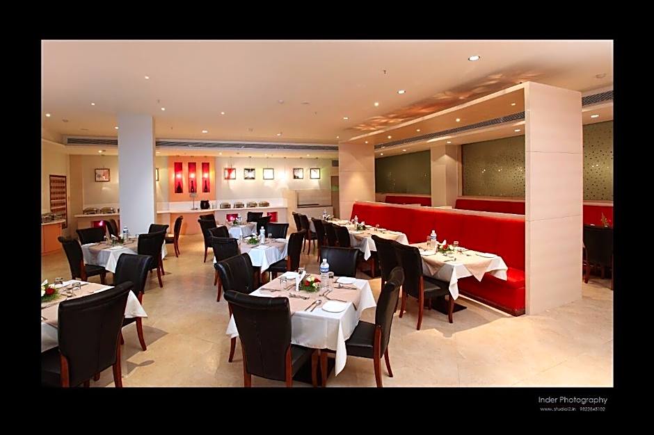 The Altruist Wagholi Hotel