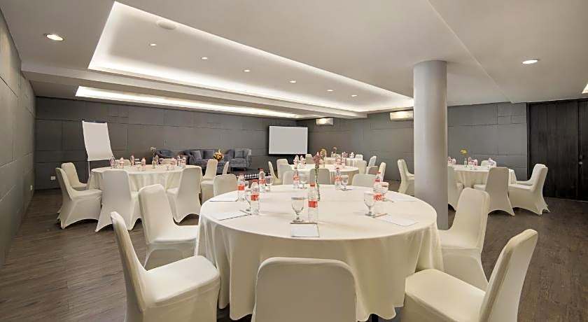 The Akmani Legian Hotel