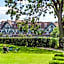 Renaissance Paris Hippodrome de St. Cloud Hotel