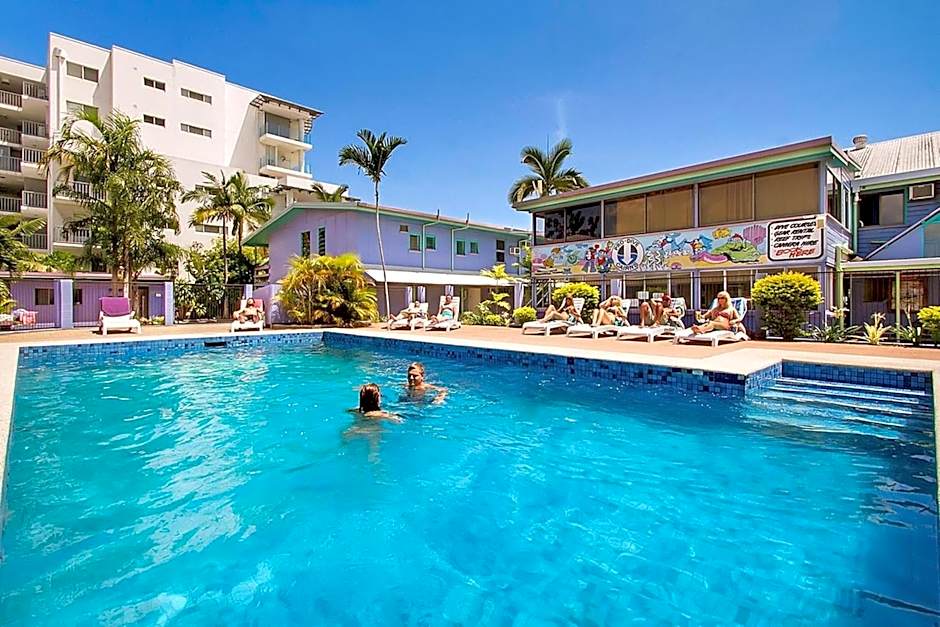 Caravella Backpackers