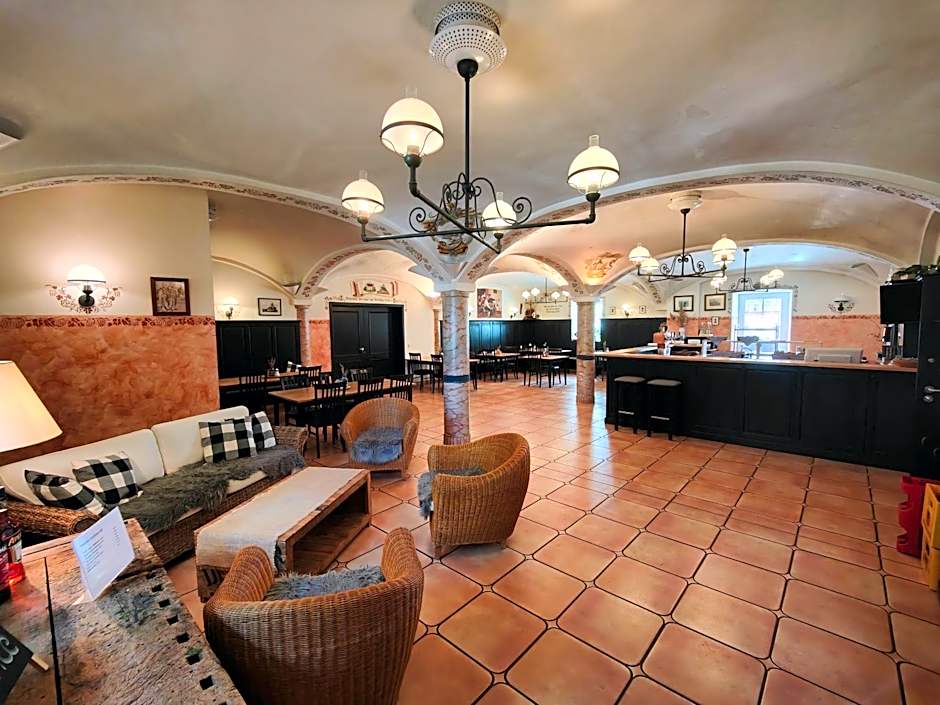 A8 Hotel im Darchinger Hof Bed & Breakfast - Zwischen Holzkirchen und Weyarn - Zwischen München Salzburg und Innsbruck - Kurz vor dem Irschenberg