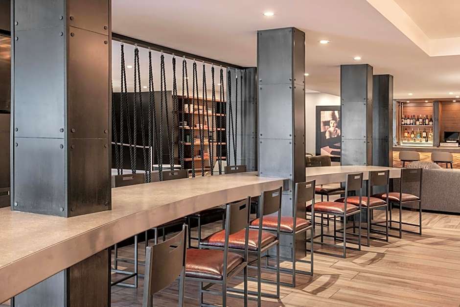 Four Points by Sheraton Los Angeles Westside