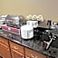 Oak Hill Inn & Suites