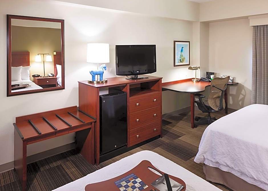 Hampton Inn By Hilton & Suites Boise-Downtown