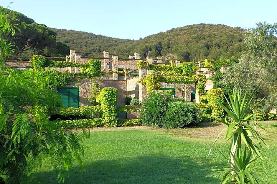 Hotel & Resort Sant'Anna Del Volterraio