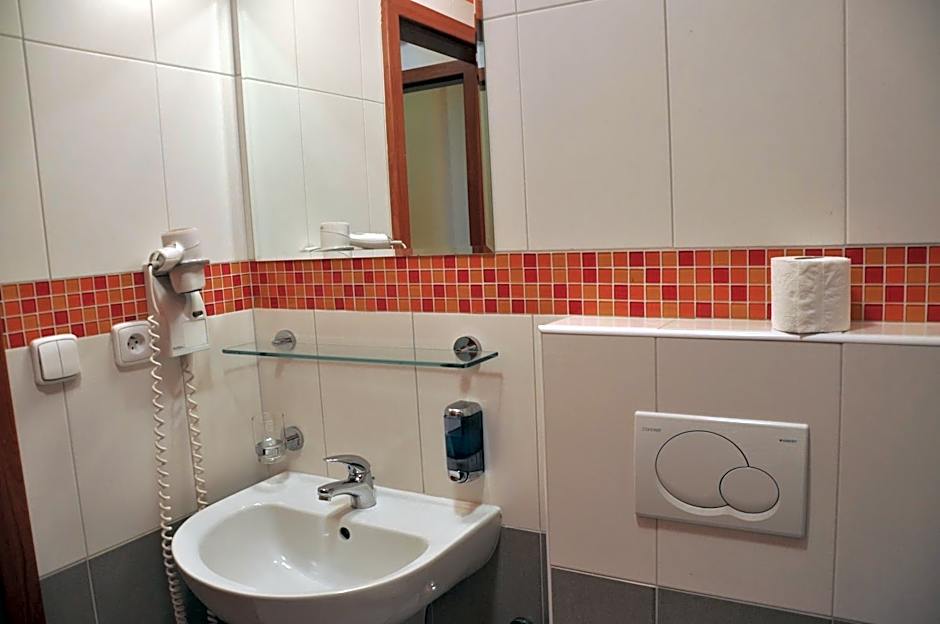 City Central De Luxe