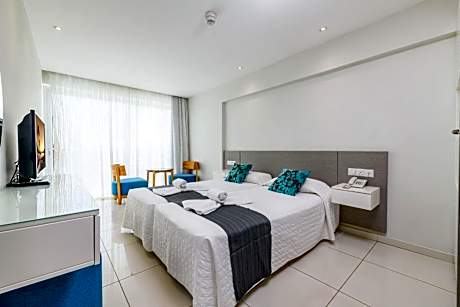 Double or Twin Room with Inland View