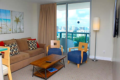 Marenas Resort PRIVATE UNIT daily refresh not included