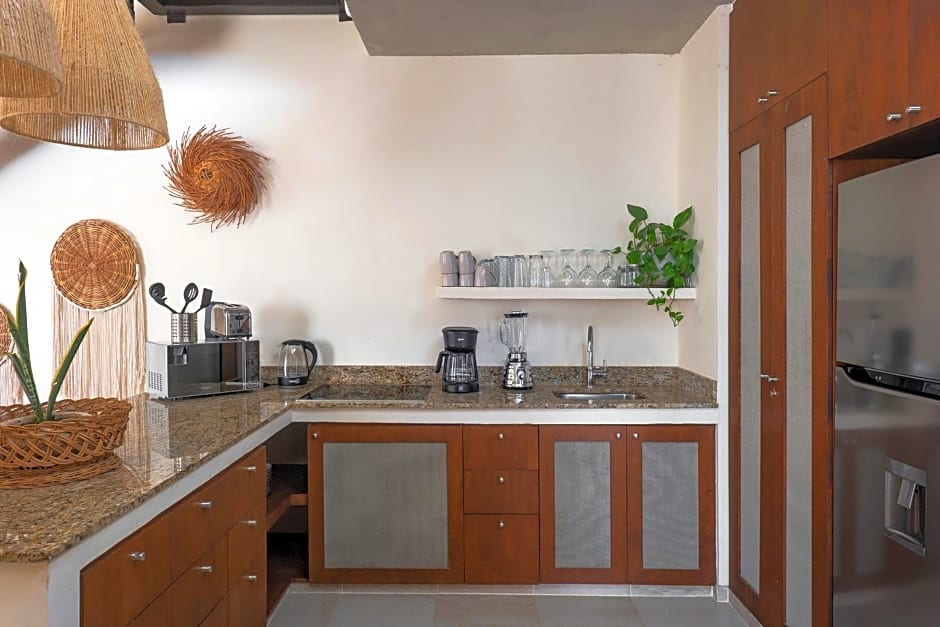 ARUNA TULUM-Luxury Studios & Apartments