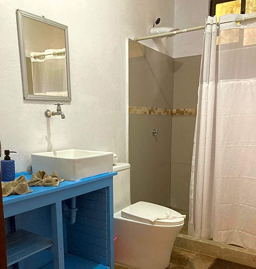 TamaHostel & Glamping