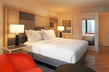 1 Bedroom King Suite Hearing Accessible