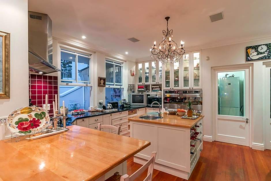 Isola Bella Guest House