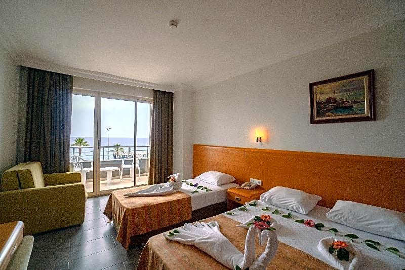 Senza Grand Santana Hotel