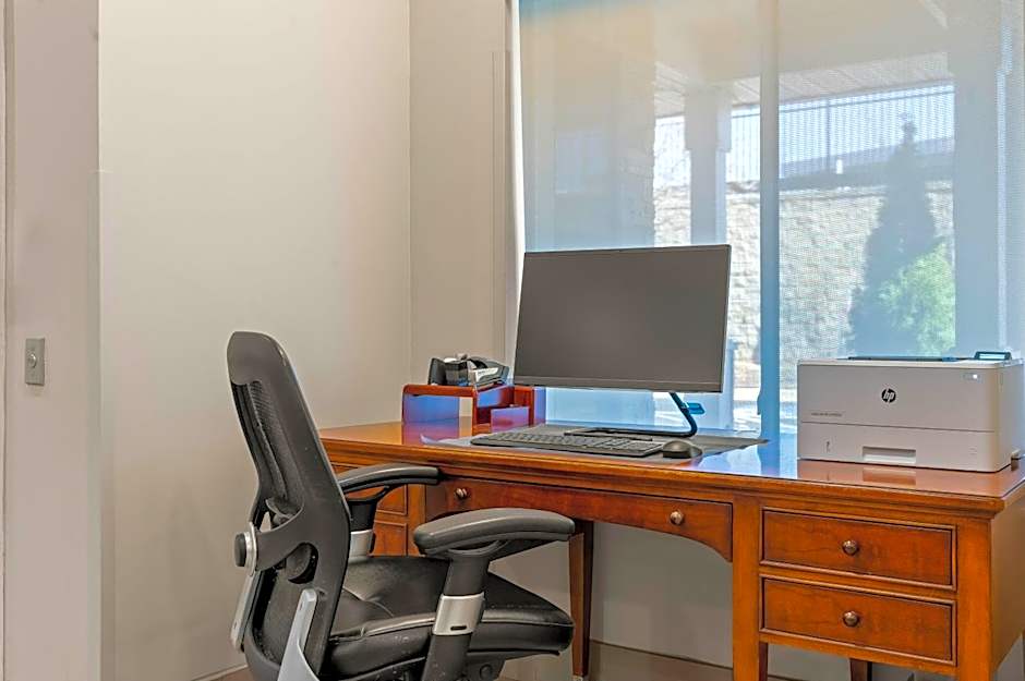 Country Inn & Suites by Radisson, Asheville - Outlet Mall