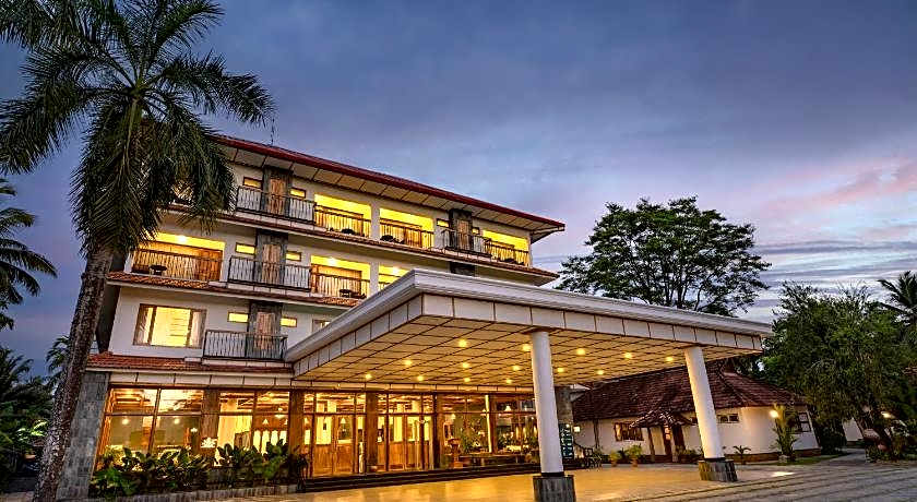 Backwater Ripples Kumarakom