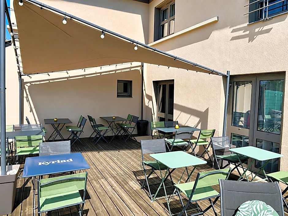 Kyriad Hotel La Fleche