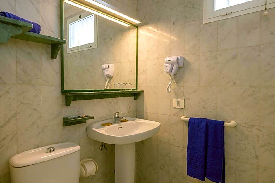 Apartamentos Marola-Portosin