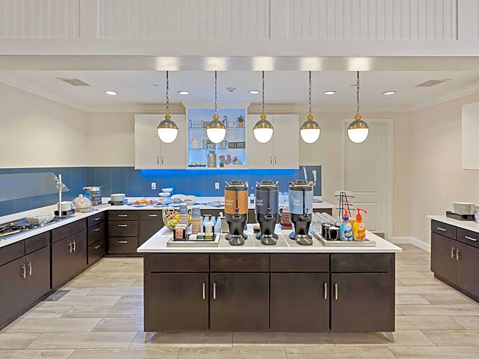 Homewood Suites By Hilton Joplin