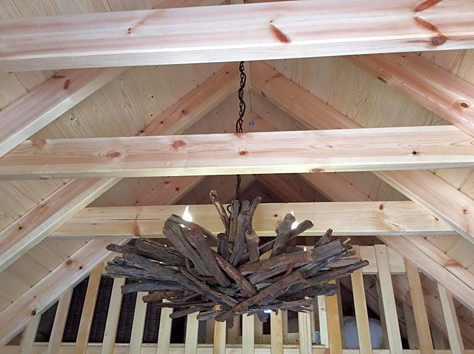 Shanti Lac Cabanes gîtes insolites et espace bien-être Bordeaux