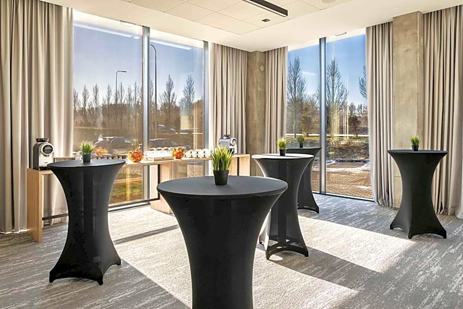 Park Inn by Radisson Vilnius Airport Hotel & Conference Centre