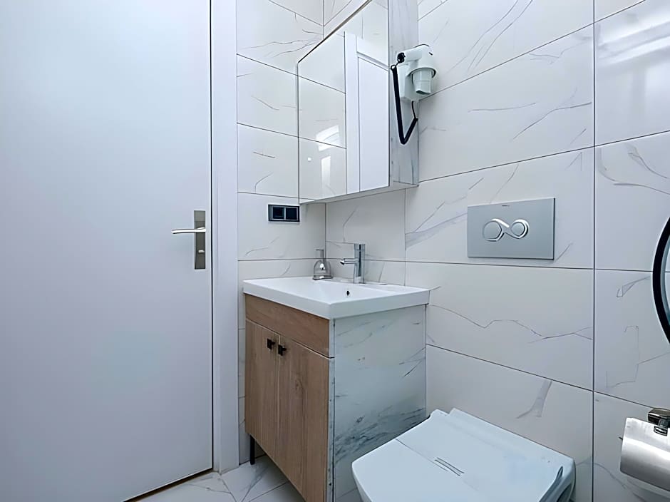 Lavender Airport Hotel