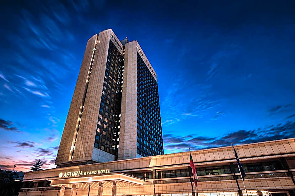 Astoria Grand Hotel