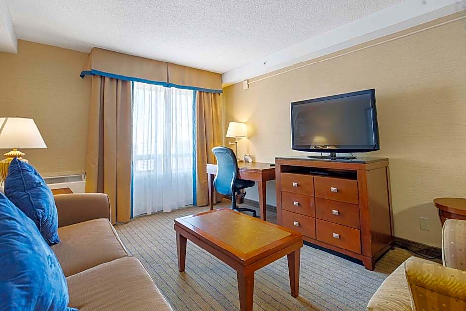 Sandman Hotel & Suites London Downtown