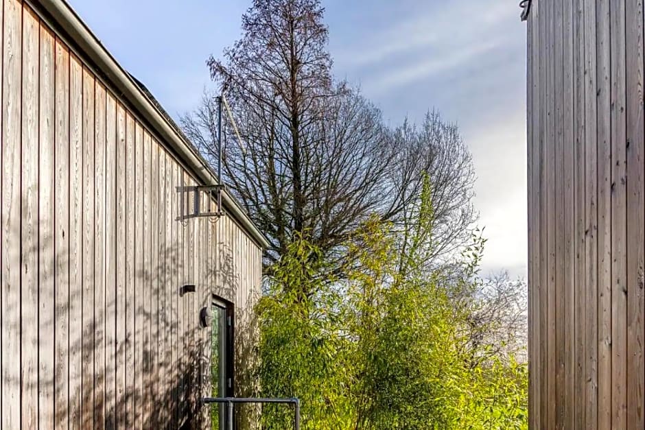 The Bamboo Lodge - B&B / self-catered apartment