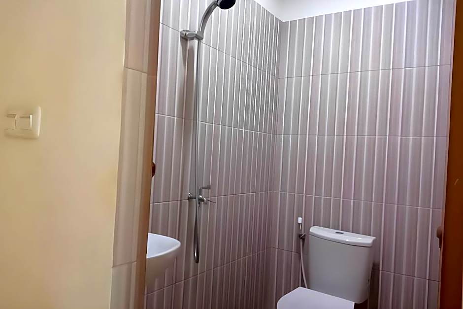 Hotel O Njy House SyariahNearBandara Sultan Syarif Kasim II