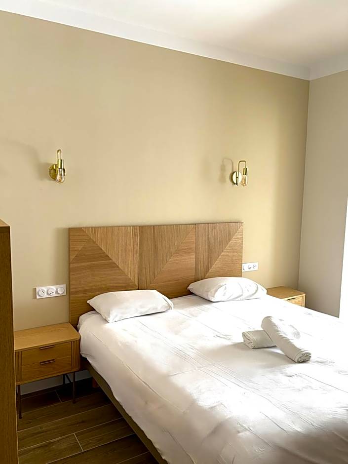 Adonis Sanary Grand Hôtel des Bains