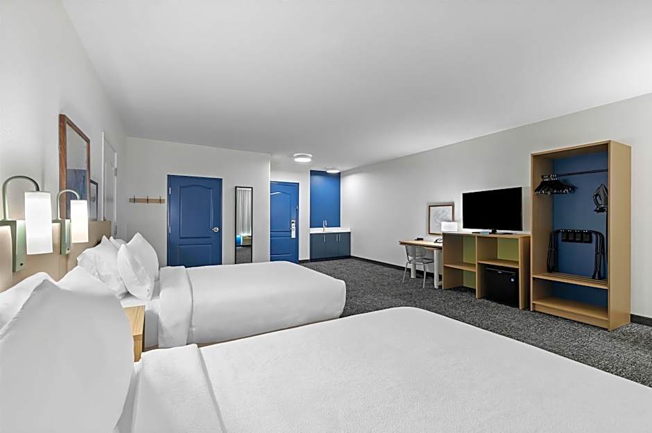 Spark by Hilton Redlands
