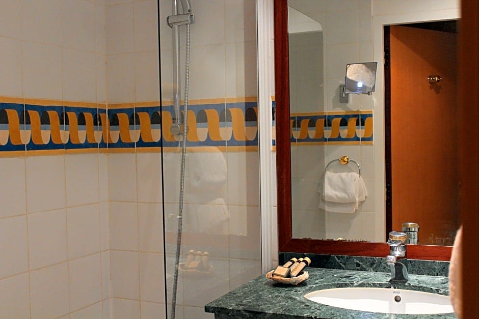 Relais Saint Sulpice Hotel