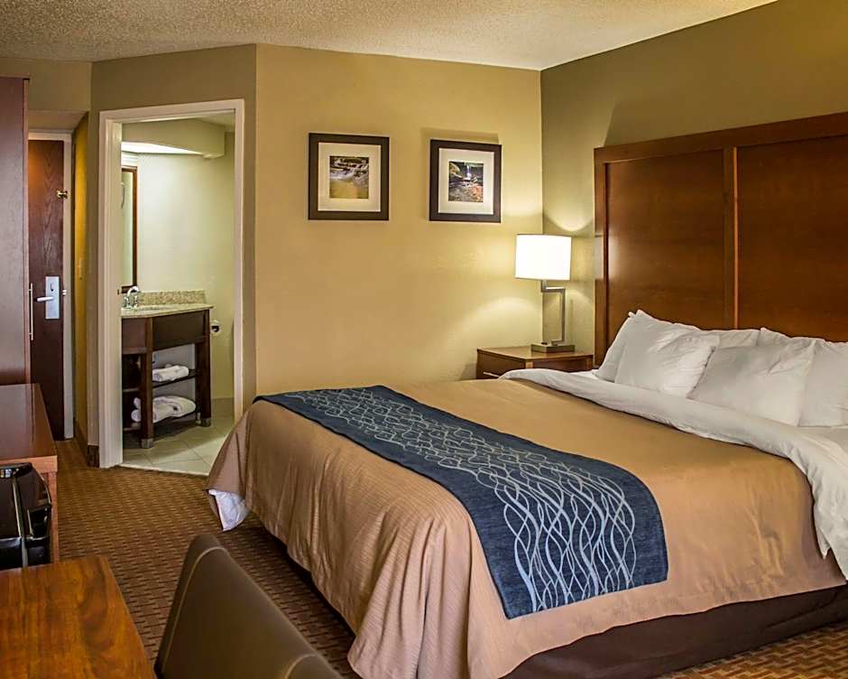 Quality Inn Akron South