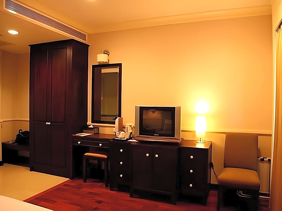 Aurum The River Place