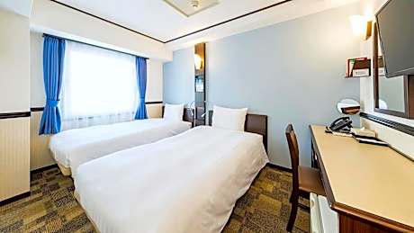 Twin Room - Non-Smoking