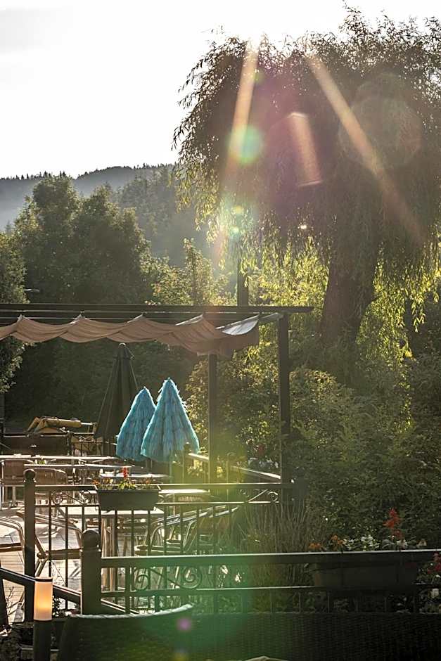 Logis hotel restaurant Auberge de l'Espinouse