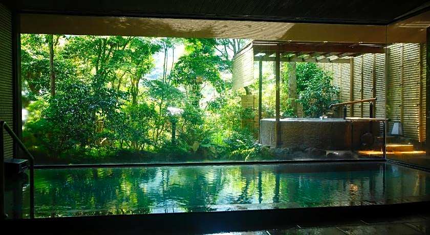 Oku-Yugawara Tsubaki