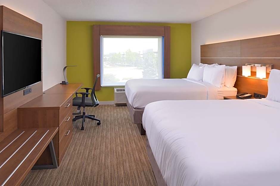 Holiday Inn Express & Suites Omaha - 120th and Maple By IHG