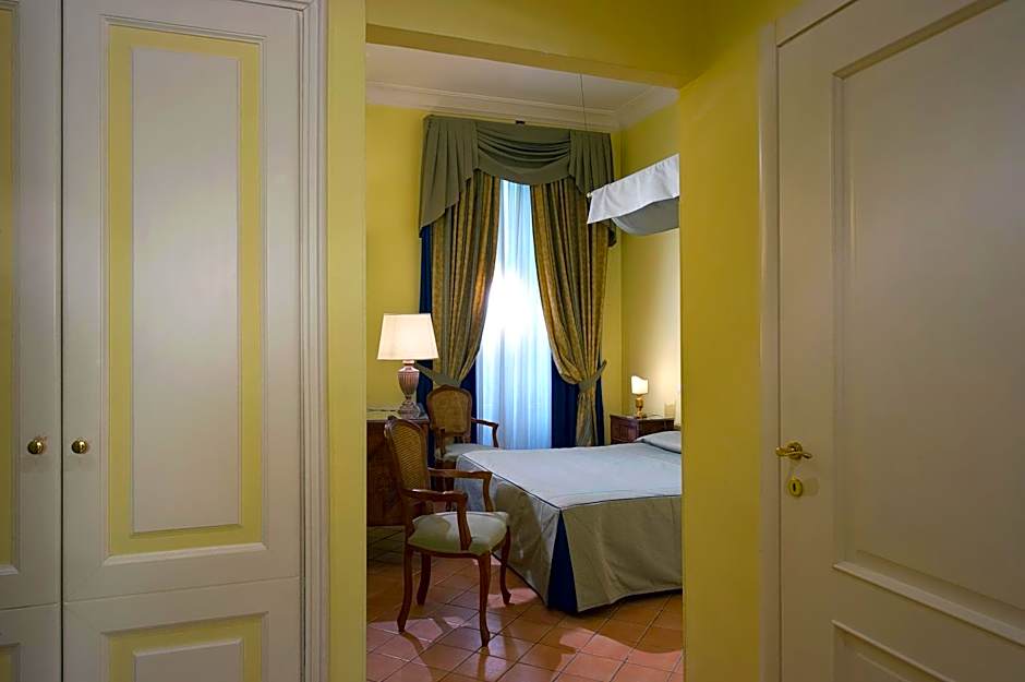 Chiaja Hotel de Charme