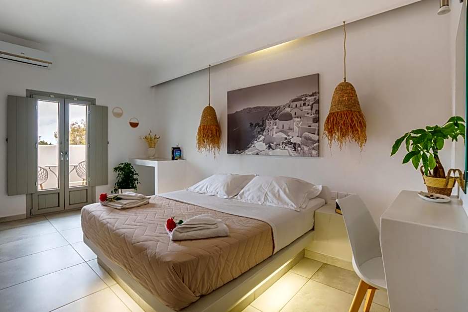 Sandy Villas – Perissa, UT