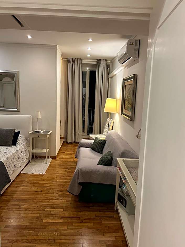 Apartments Aurora – Rome