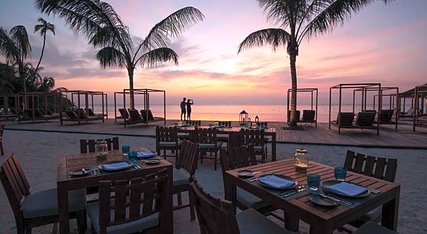 The Residence Maldives at Dhigurah