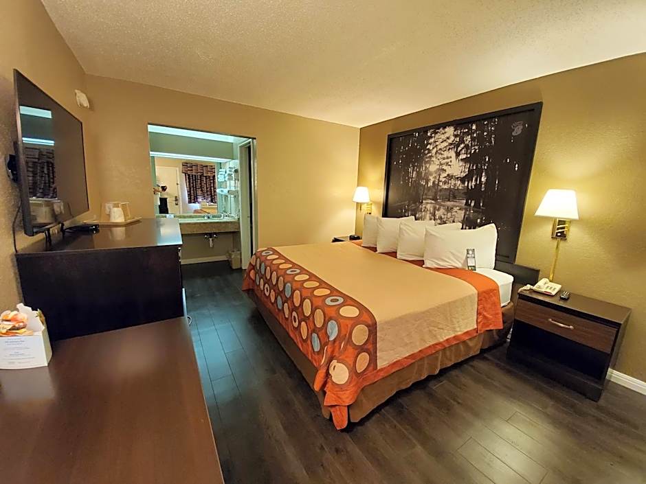 Super 8 by Wyndham Abilene North