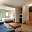 Holiday Inn Express & Suites Lexington NW-The Vineyard by IHG