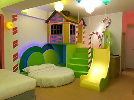Tong's Story Paternity B&B