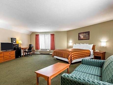 1 King Bed, Nonsmoking